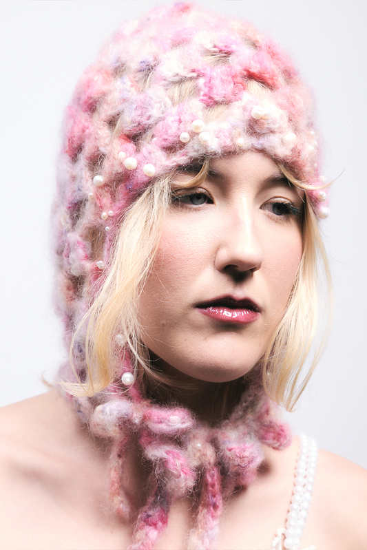 MOHAIR PINK PEARL BONNET